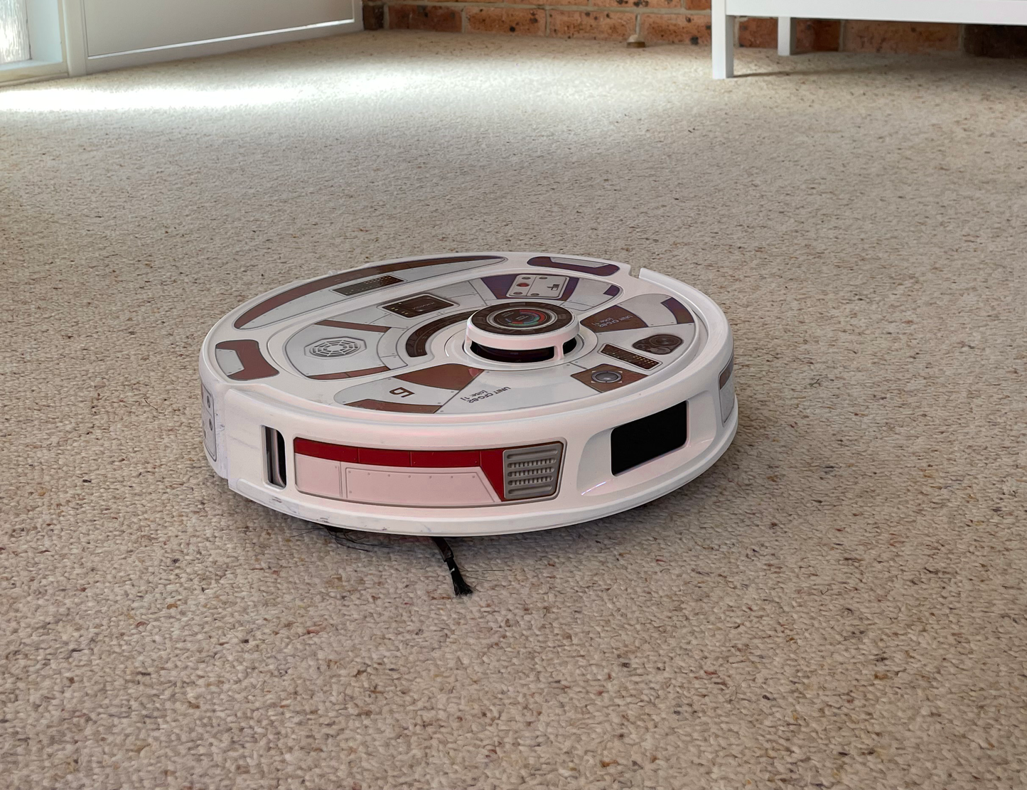 Roborock - Qrevo - Droid Series - Empire Red